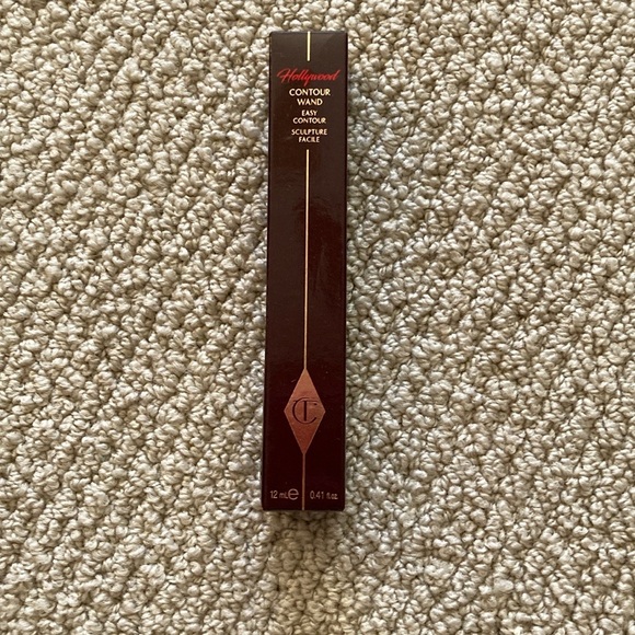 Charlotte Tilbury Hollywood Contour Wand Light to Medium Like New with Box - Picture 2 of 10